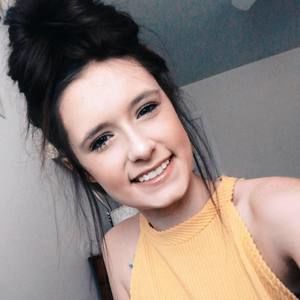 Meet your Posher, Katelyn